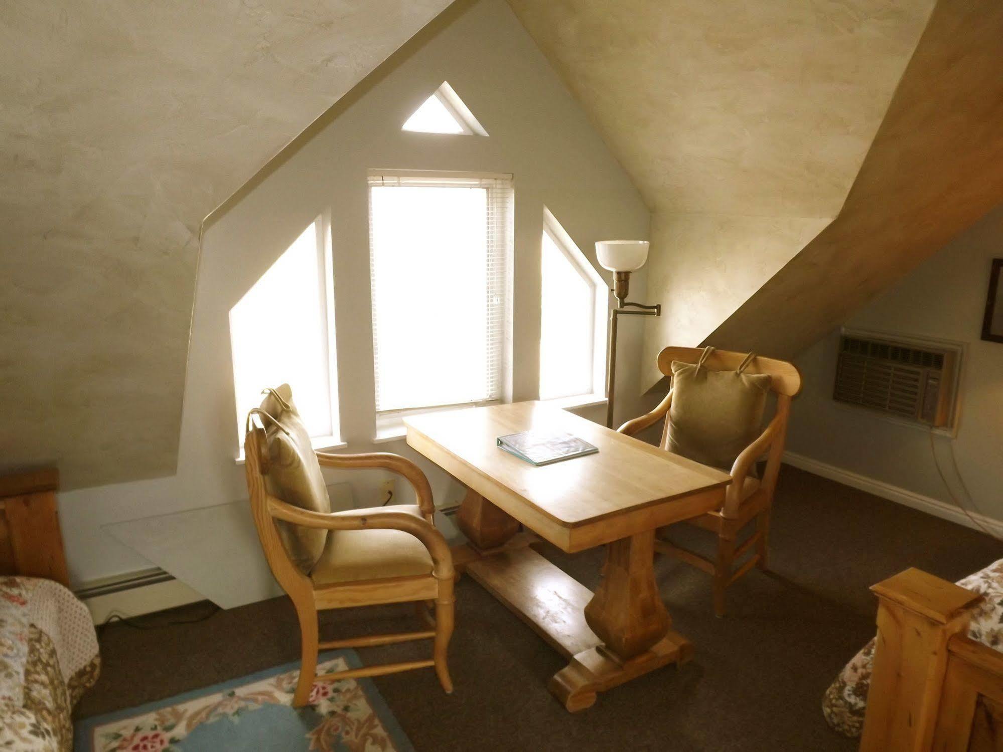 Skyridge Inn Торри Экстерьер фото